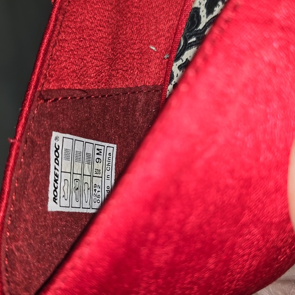 Rocket Dog Women's Scarlet Heels with Embellished Toe - Picture 9 of 10